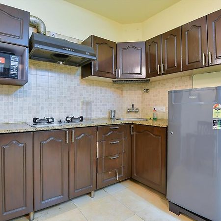 Studio Serviced Apartments Near Fortis Hospital Gurgaon Eksteriør billede