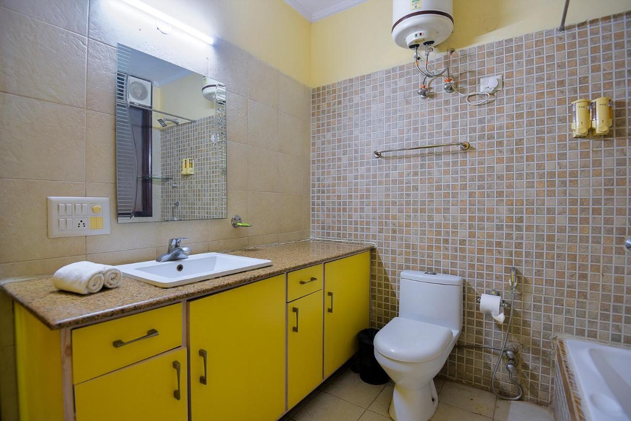 Studio Serviced Apartments Near Fortis Hospital Gurgaon Eksteriør billede